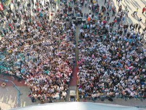 Uşak’ta ilk kez ’Color Fest’ düzenlendi