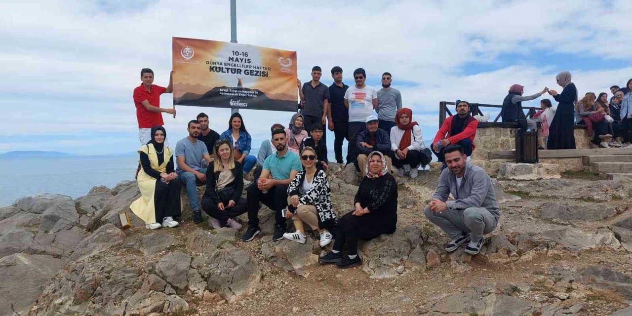 Yenişehir Belediyesinden özel gereksinimli bireylere gezi