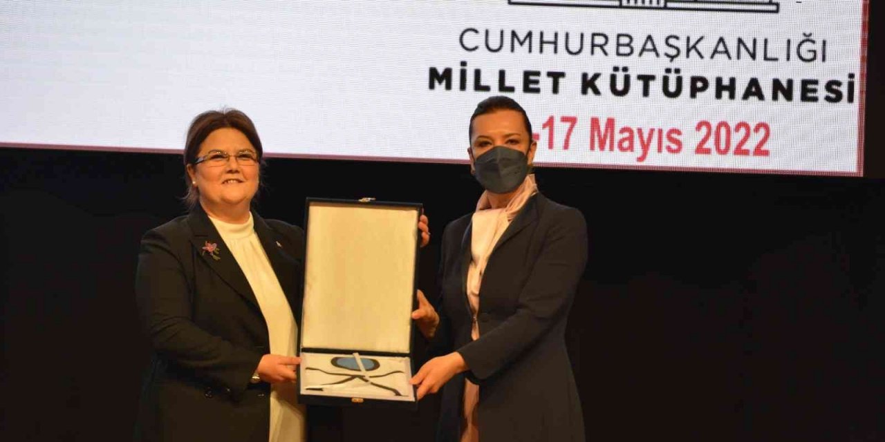 DEÜ Merkez Kütüphanesi, erişilebirlik logosu kullanmaya hak kazandı