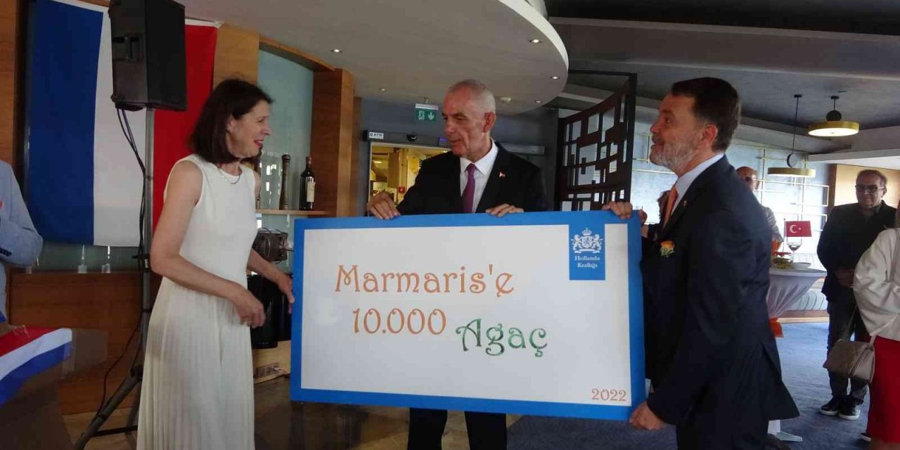 Hollanda Kral Günü, Ankara Büyükelçisi Kwaasteniet’in katılımı ile Marmaris’te kutlandı