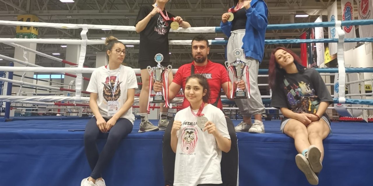 Kickboks Açık Dünya Kupası’na Aydınlı sporcular damga vurdu