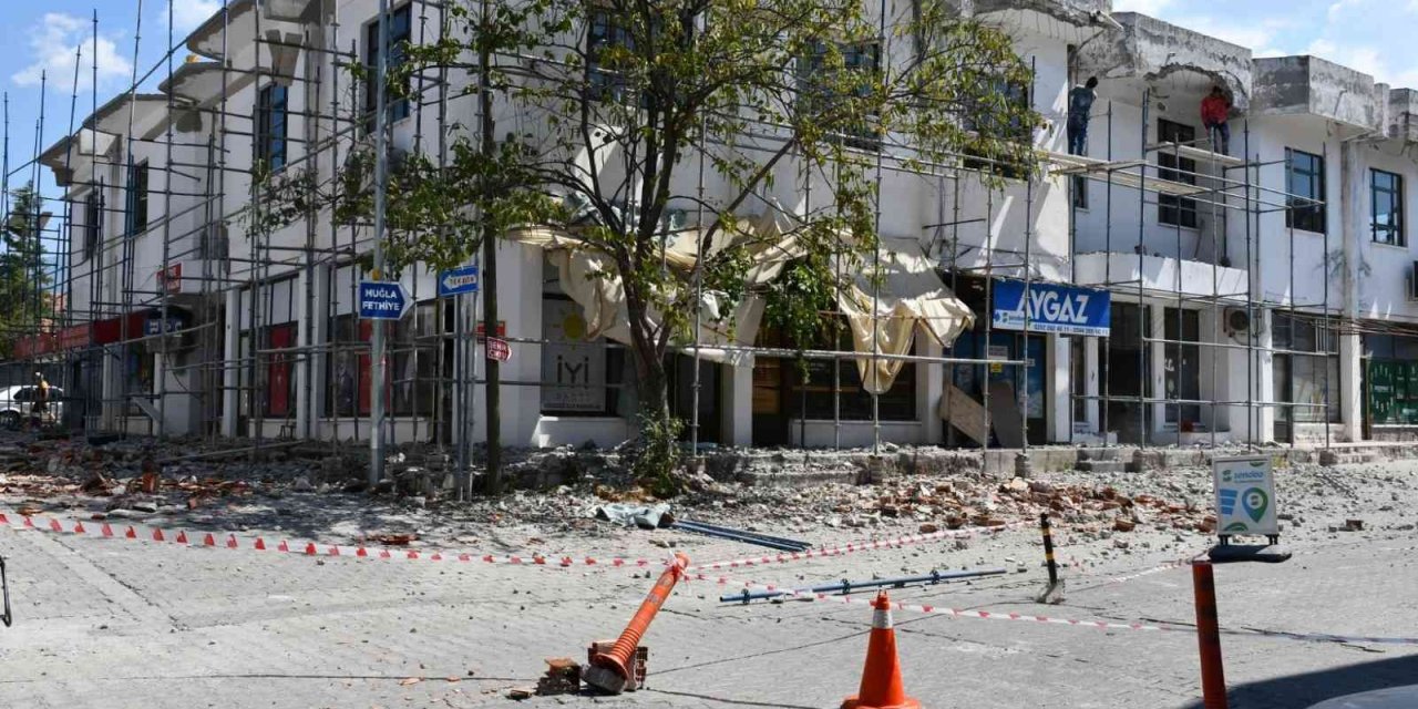 Köyceğiz Belediye Düğün Salonu’nda restorasyon başladı