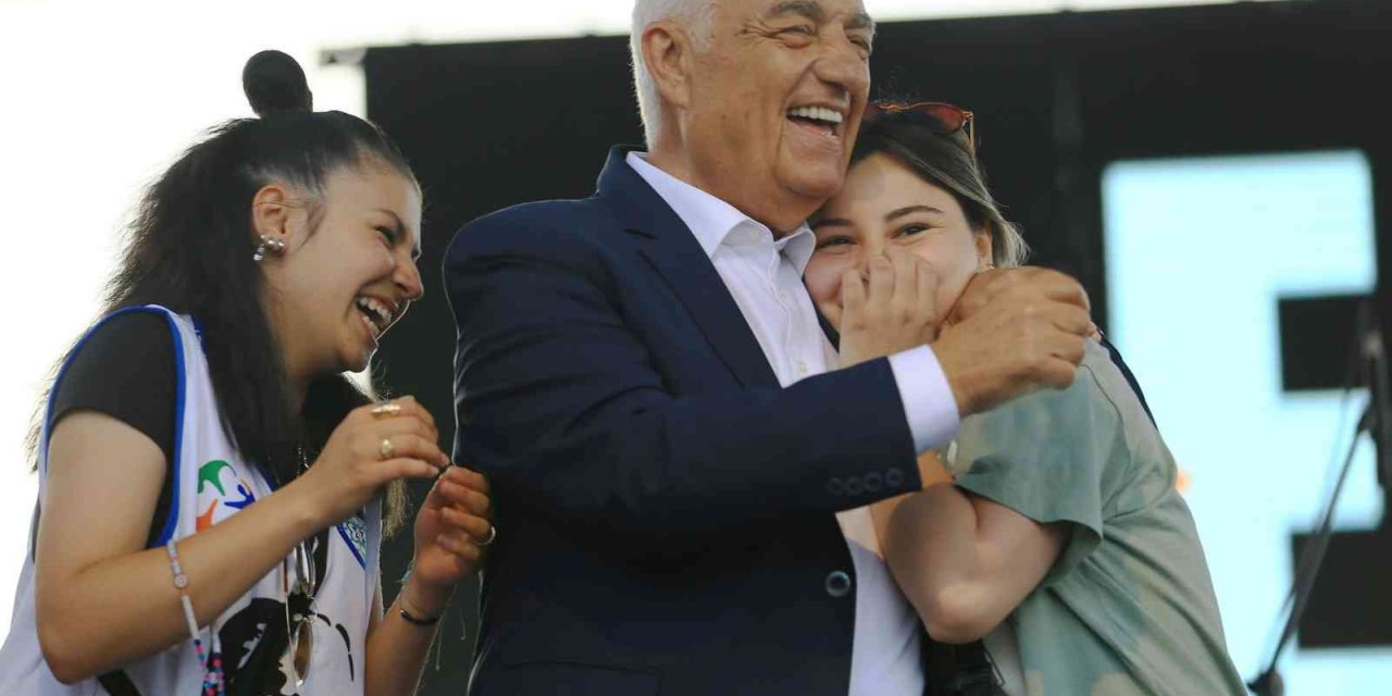 Başkan Gürün 19 Mayıs’ı Kutladı