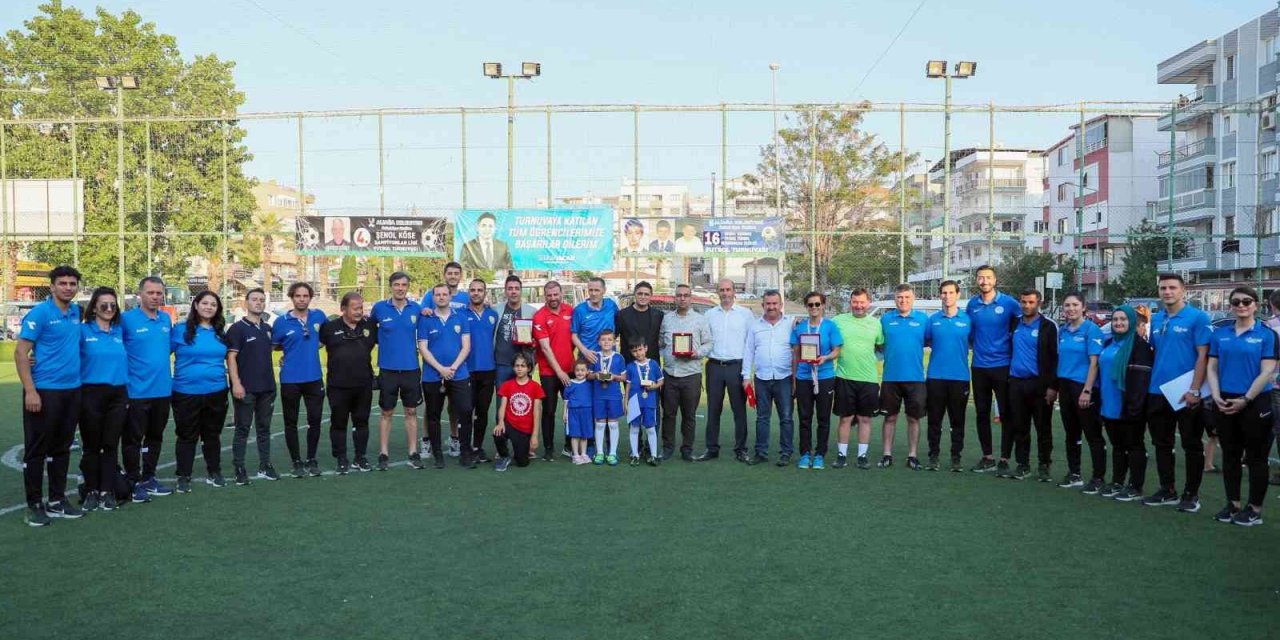 Futbol şöleninde kazanan spor ve centilmenlik oldu
