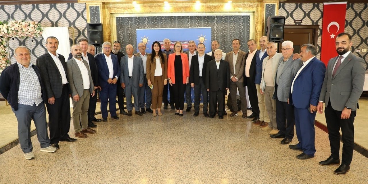 AK Parti İzmir’de dünden bugüne vefa toplantıları sürüyor