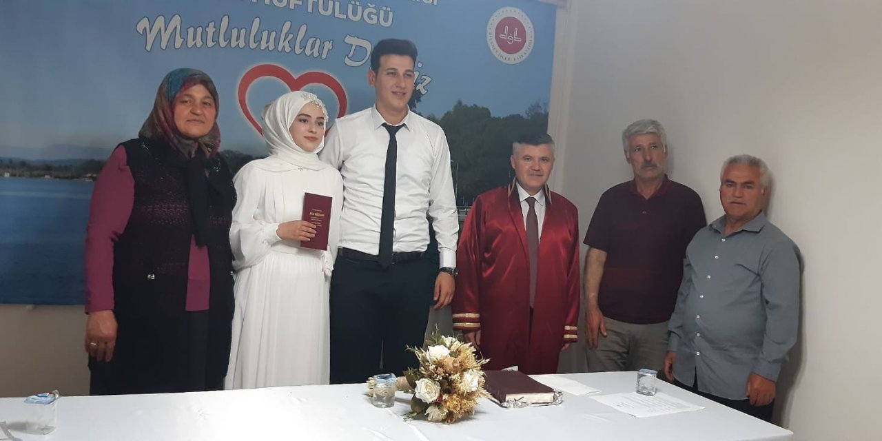 Köyceğiz’de yenilenen nikah salonu hizmete girdi