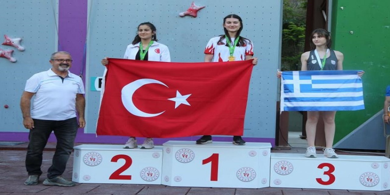 Efeler ev sahipliği yaptı, Türk Milli Takımı Balkan Şampiyonu oldu