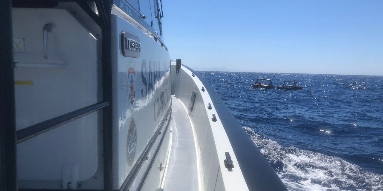 İzmir açıklarında düzensiz göçmen hareketliliği