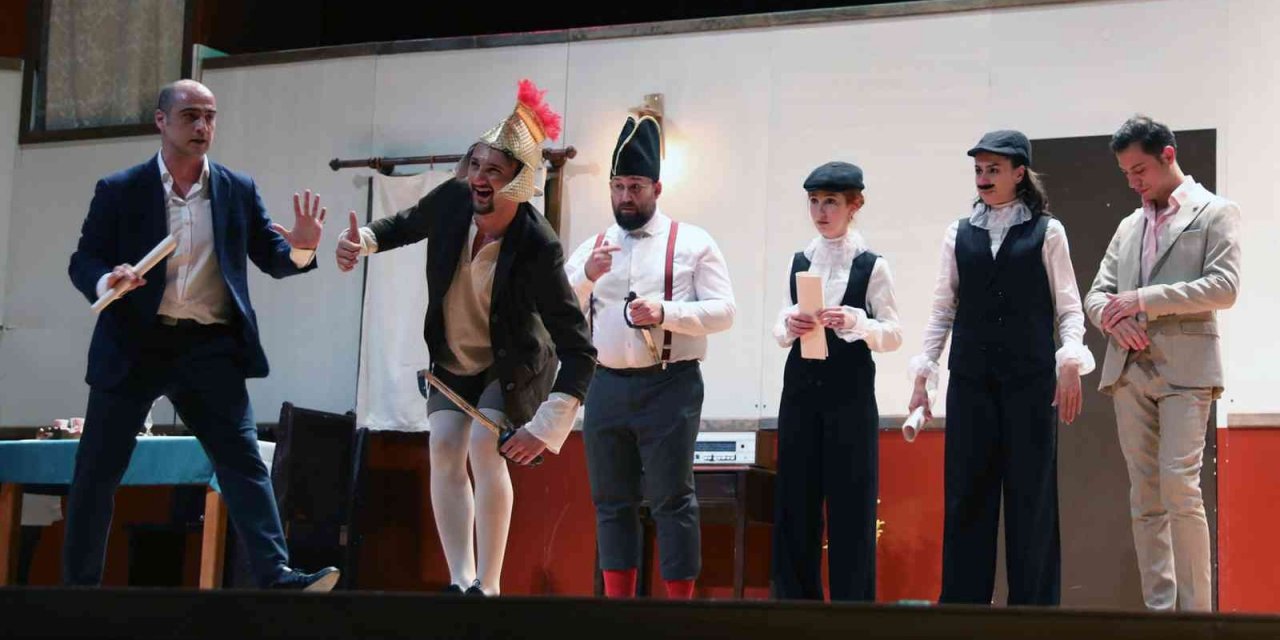 Başrol Kim?  Kahkahaya Boğdu