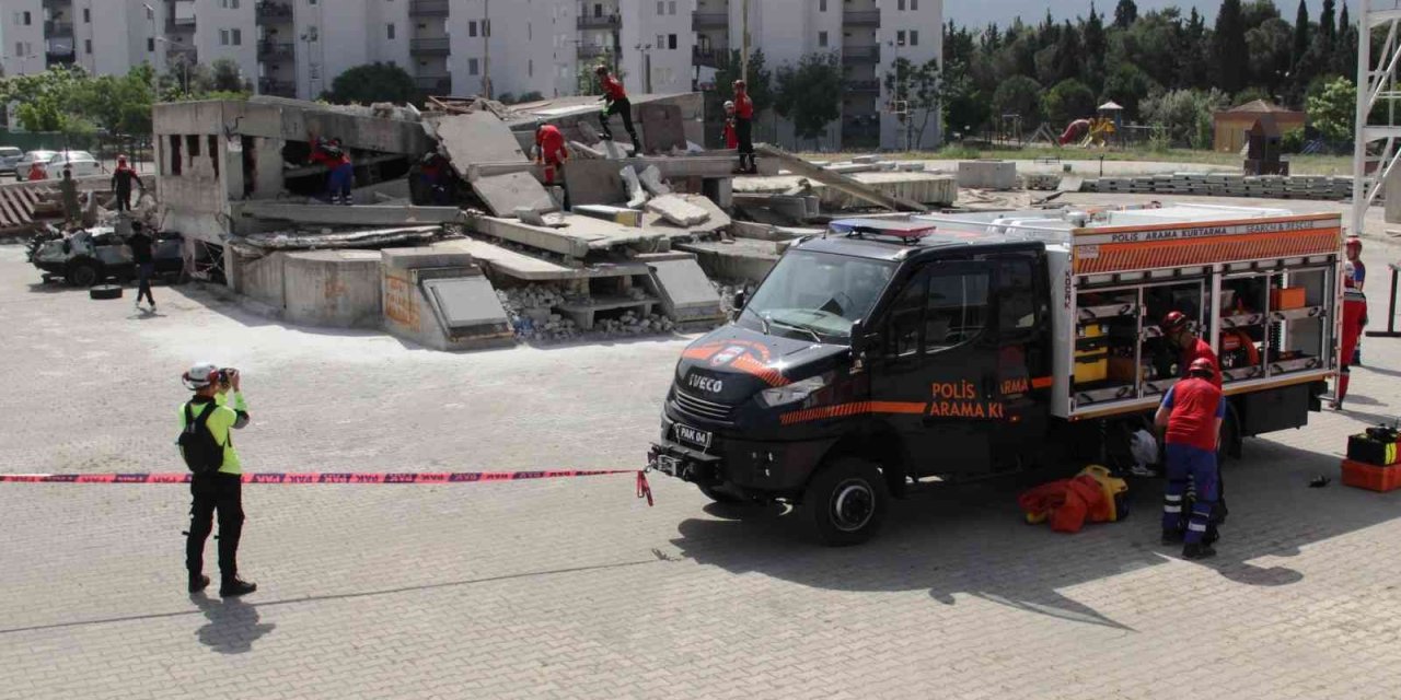 Arama kurtarma ekipleri tatbikat için İzmir’de buluştu