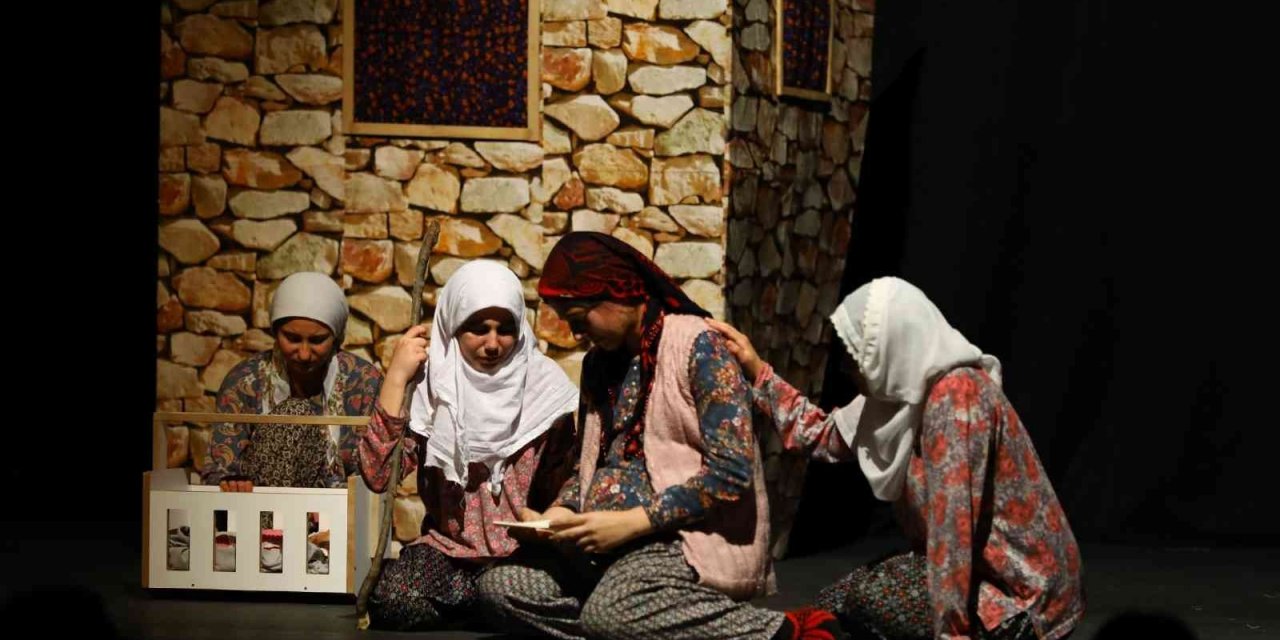 Denizli 7 liseden 7 ayrı oyuna ev sahipliği yaptı