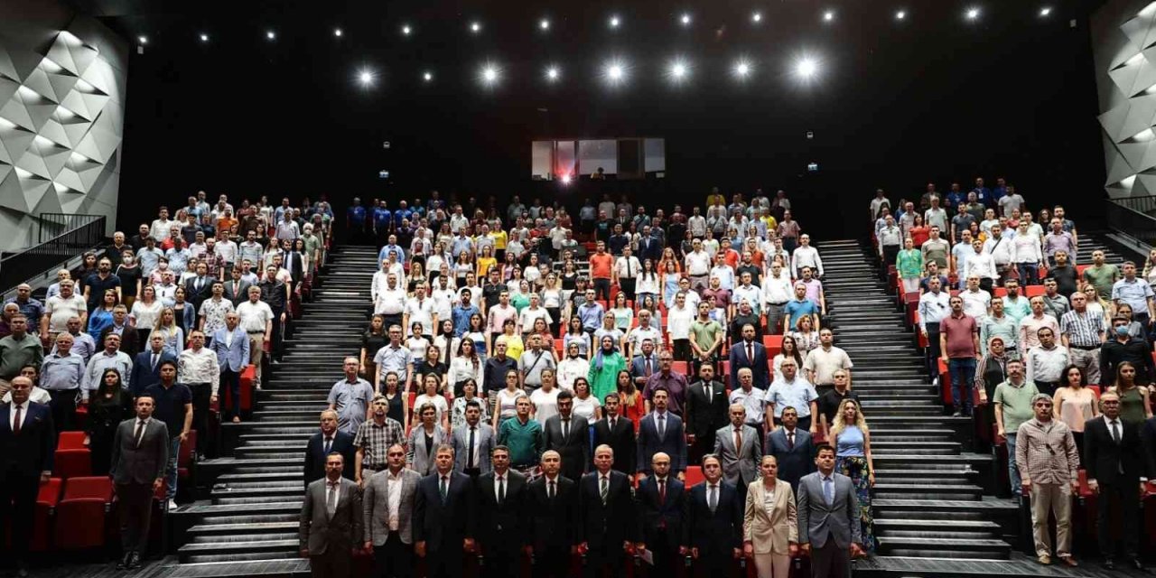 Denizli’de iş sağlığı ve güvenliği sempozyumu düzenlendi