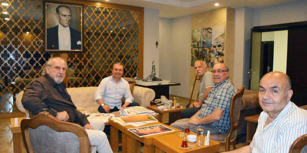 Karikatür yarışması jürisi toplandı