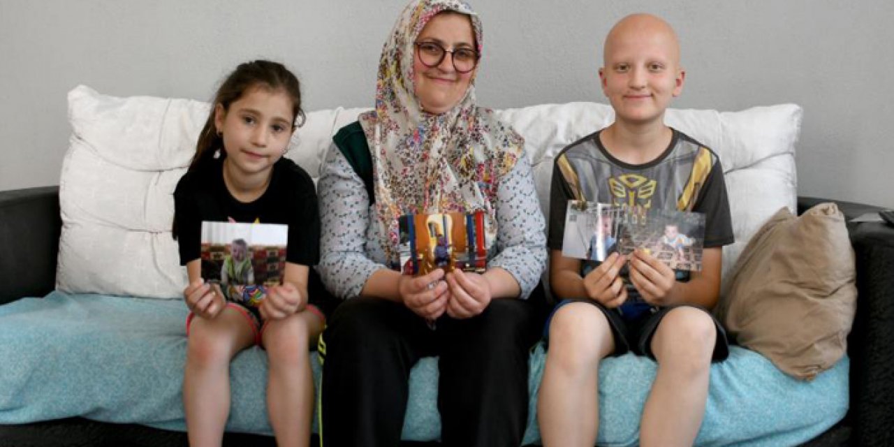 11 yıl önce berbere gitti bir daha saçları çıkmadı