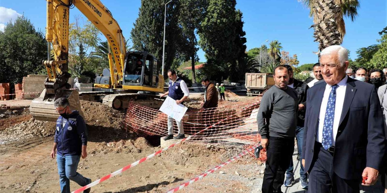Taşhan Sitesi esnafı suya kavuşuyor