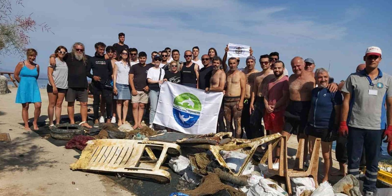 Datça’da deniz dibi temizliği gerçekleştirildi