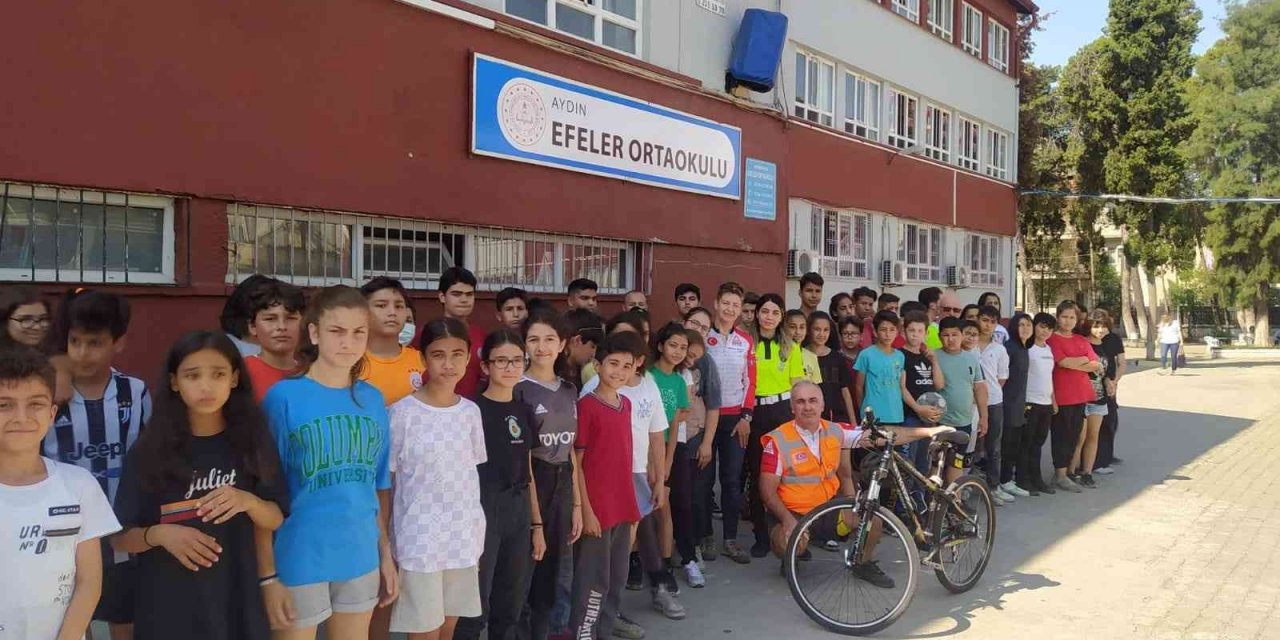 Aydın’da öğrencilere güvenli bisiklet kullanımı eğitimi