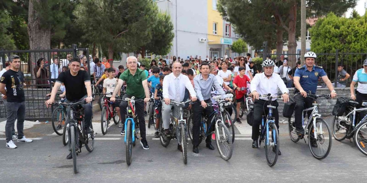 Aliağa’da Dünya Bisiklet Günü kutlandı