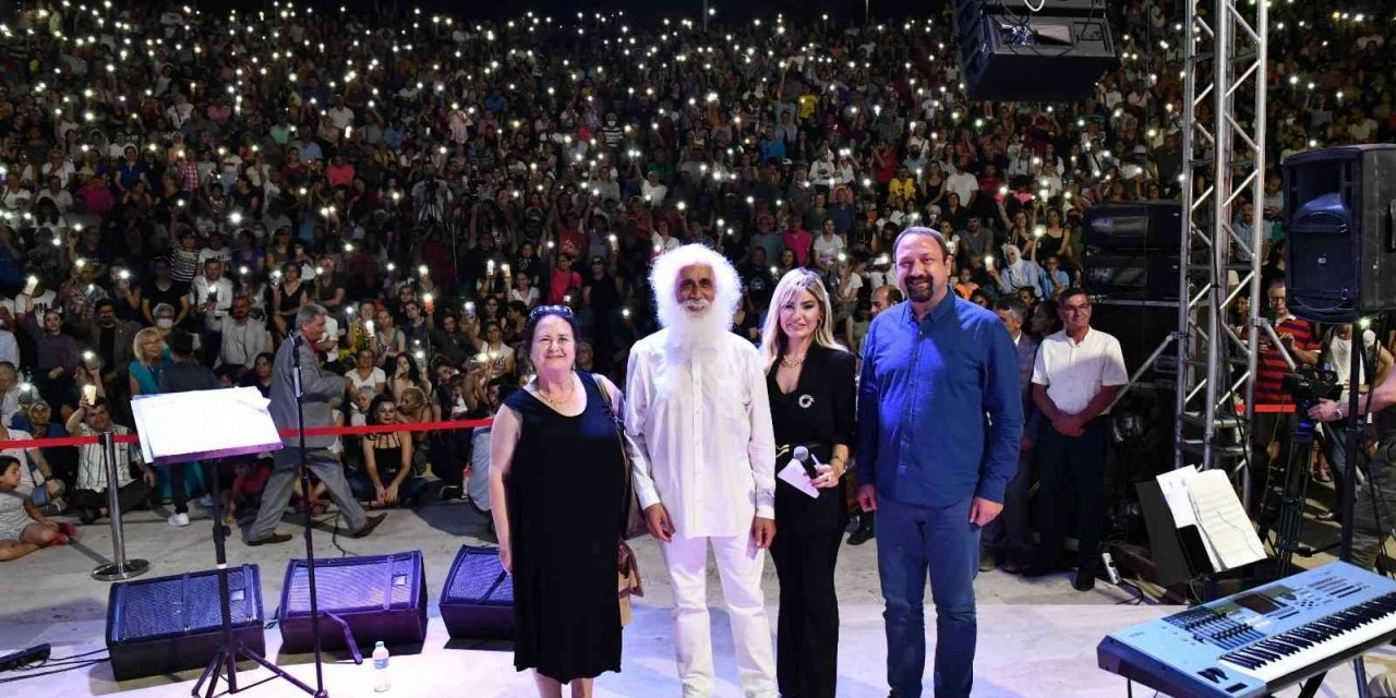 Çiğli, 30. yılını coşkuyla kutladı