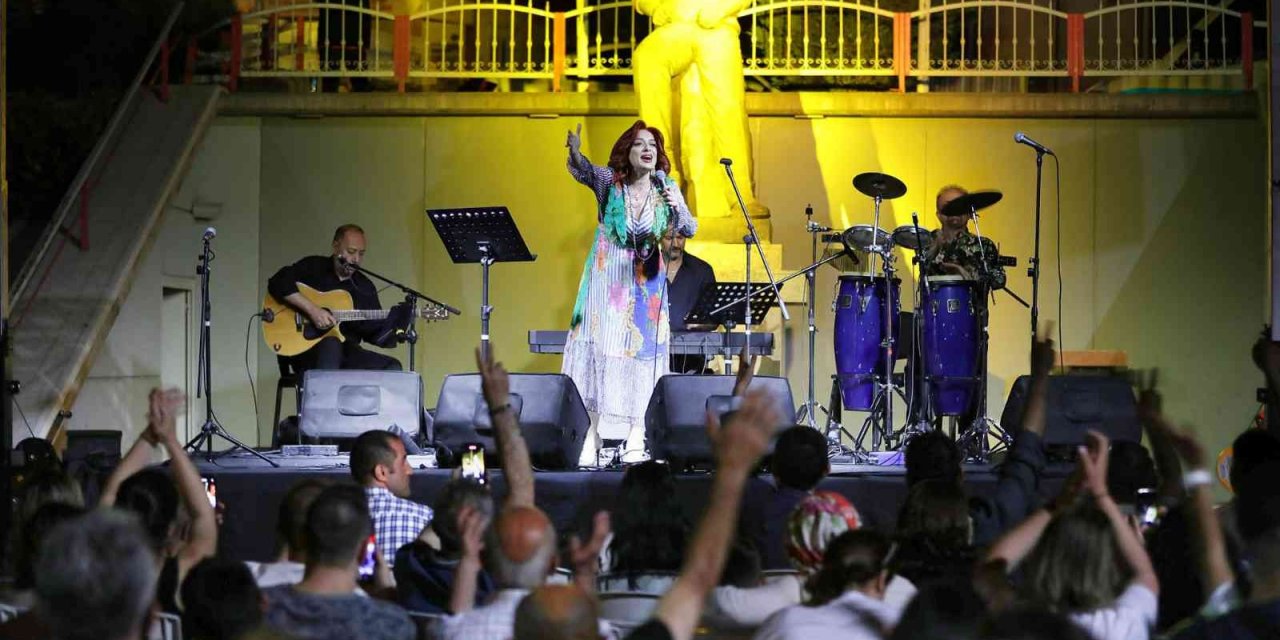 Homeros Festivali 2. gününde