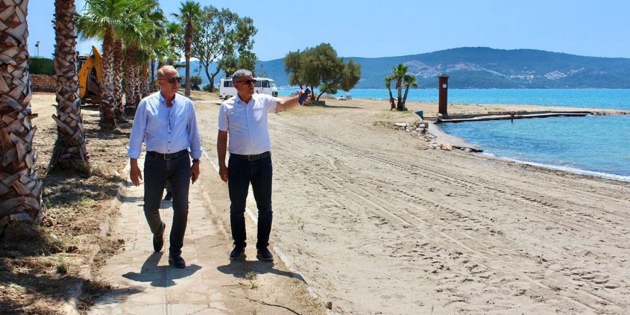 Başkan Atabay, plajlardaki çalışmaları inceledi