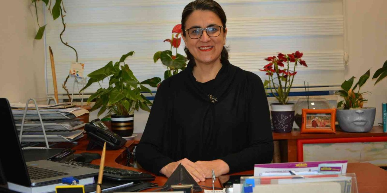 PAÜ Hastanesine poster ödülü