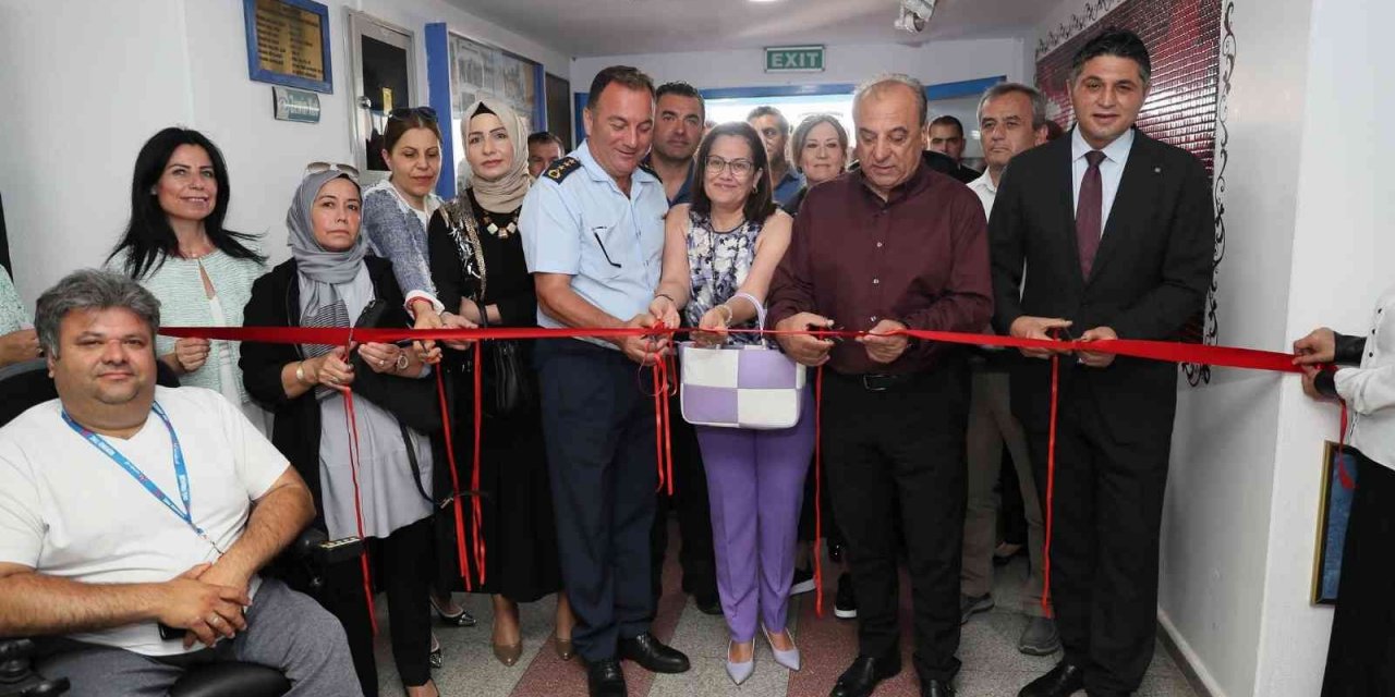 Aliağalı kadınların el emeği ürünleri görücüye çıktı