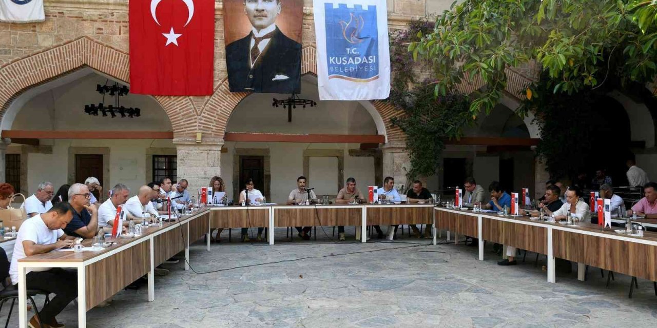 Kuşadası Belediye Meclisi Haziran ayı toplantısı yapıldı