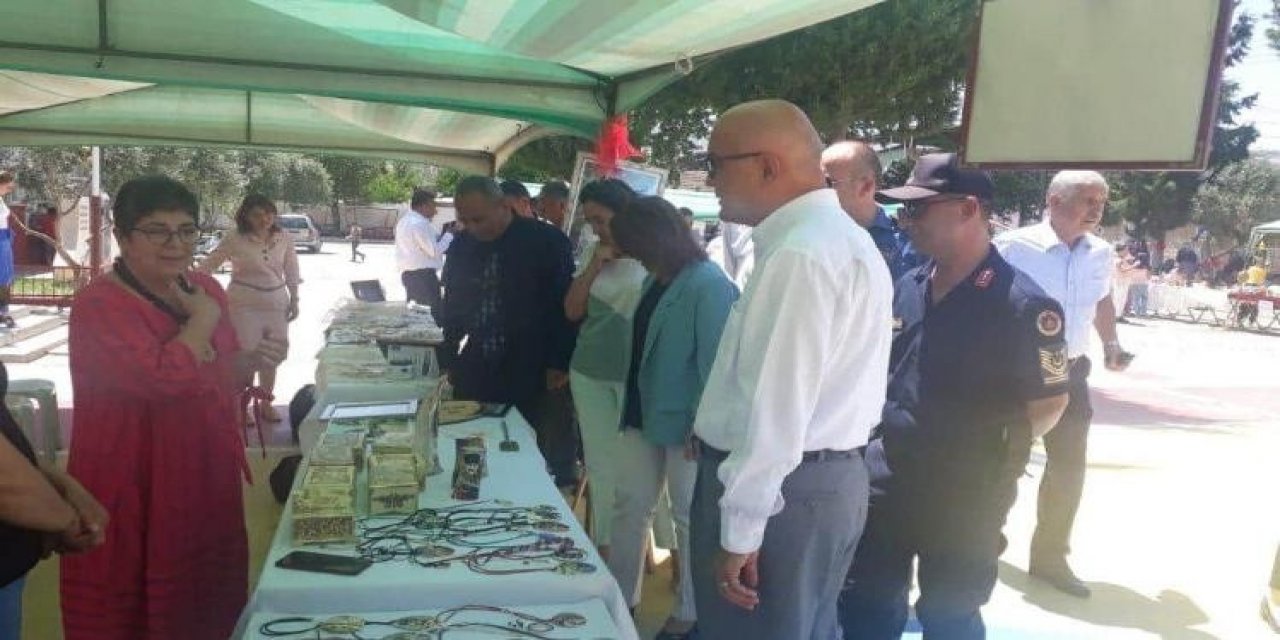 Yenipazar’da Halk Eğitim Merkezi Müdürlüğü yıl sonu sergisi açıldı