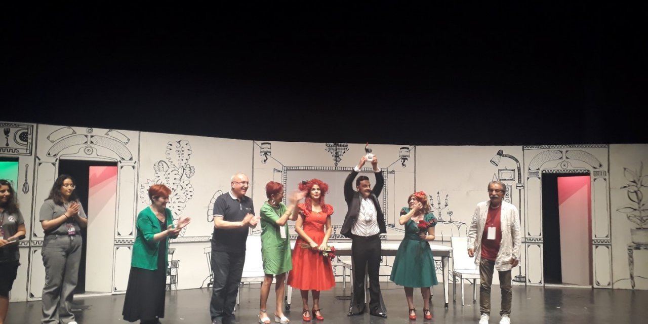 Bodrum Belediyesi Şehir Tiyatrosu Denizli’deydi