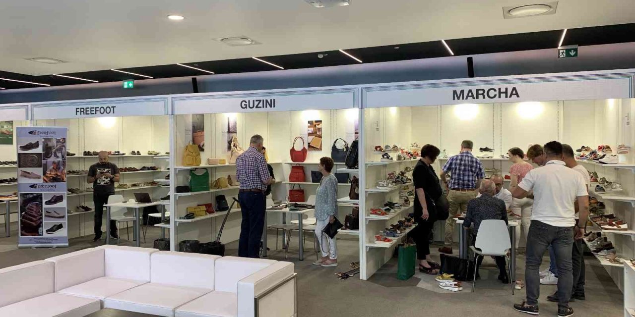 Türk ayakkabı ve saraciye ihracatçıları İtalya’da şova hazırlanıyor