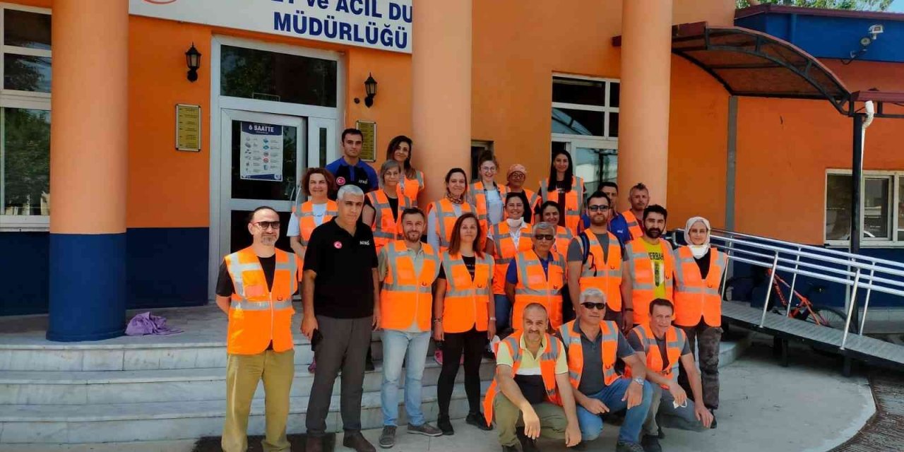 ADÜ Arama Kurtarma Ekibi üyeleri akreditasyon eğitimlerini tamamladı