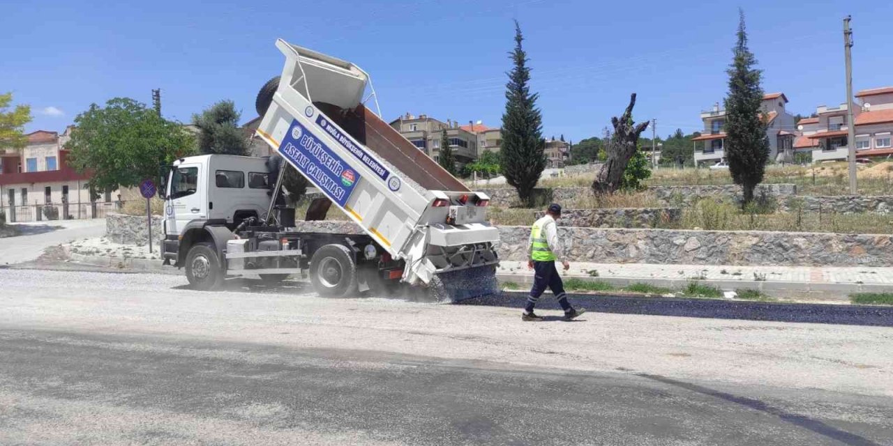 Büyükşehir 2022 yılı asfaltlama çalışmaları hızlandı