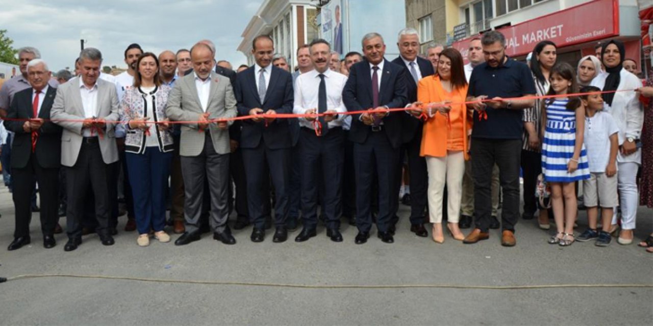 Koçarlı Yöresel Ürünler Festivali görkemli açılış töreni ile başladı