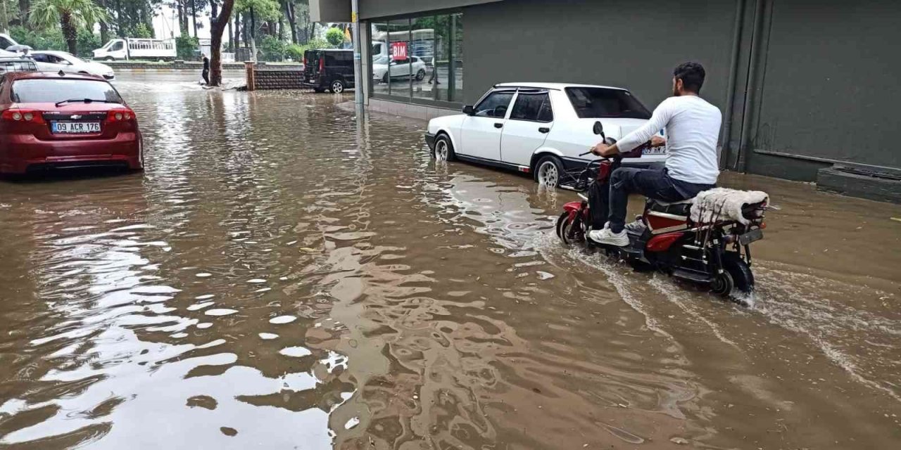 Nazilli de sele teslim oldu