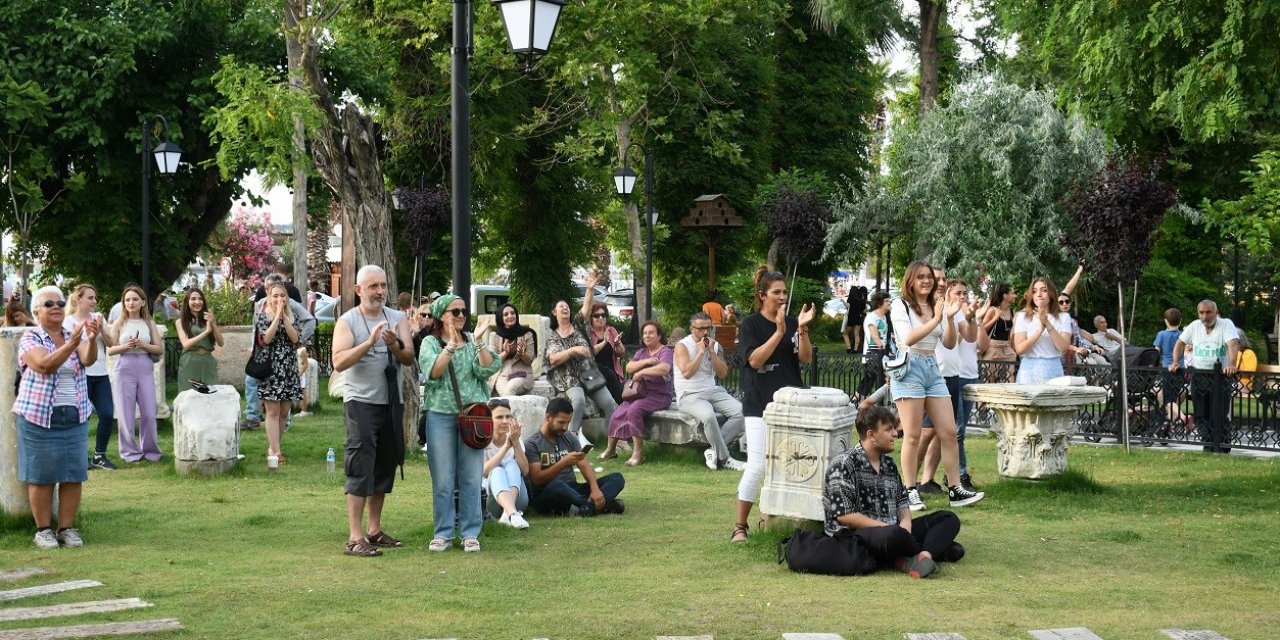 Türkiye’nin ilk "Tematik Sokak Festivali" 7’den 70’e ilgi odağı oldu