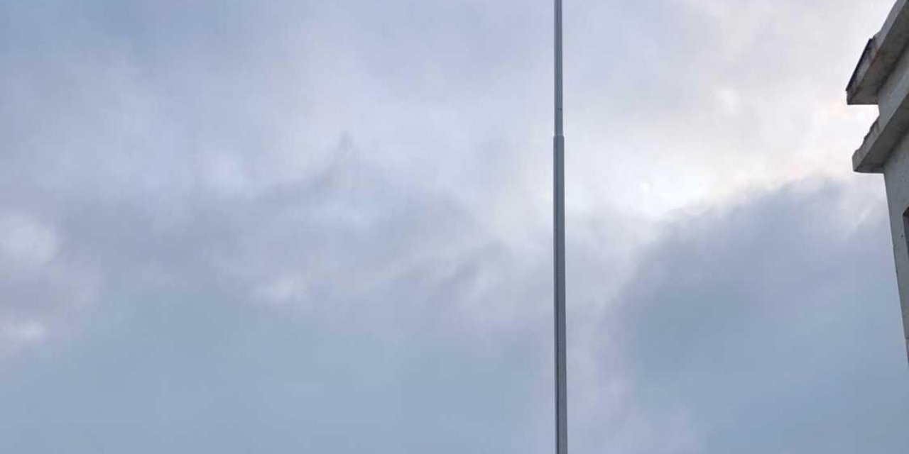 Nazillili vatandaşın bayrak hassasiyeti