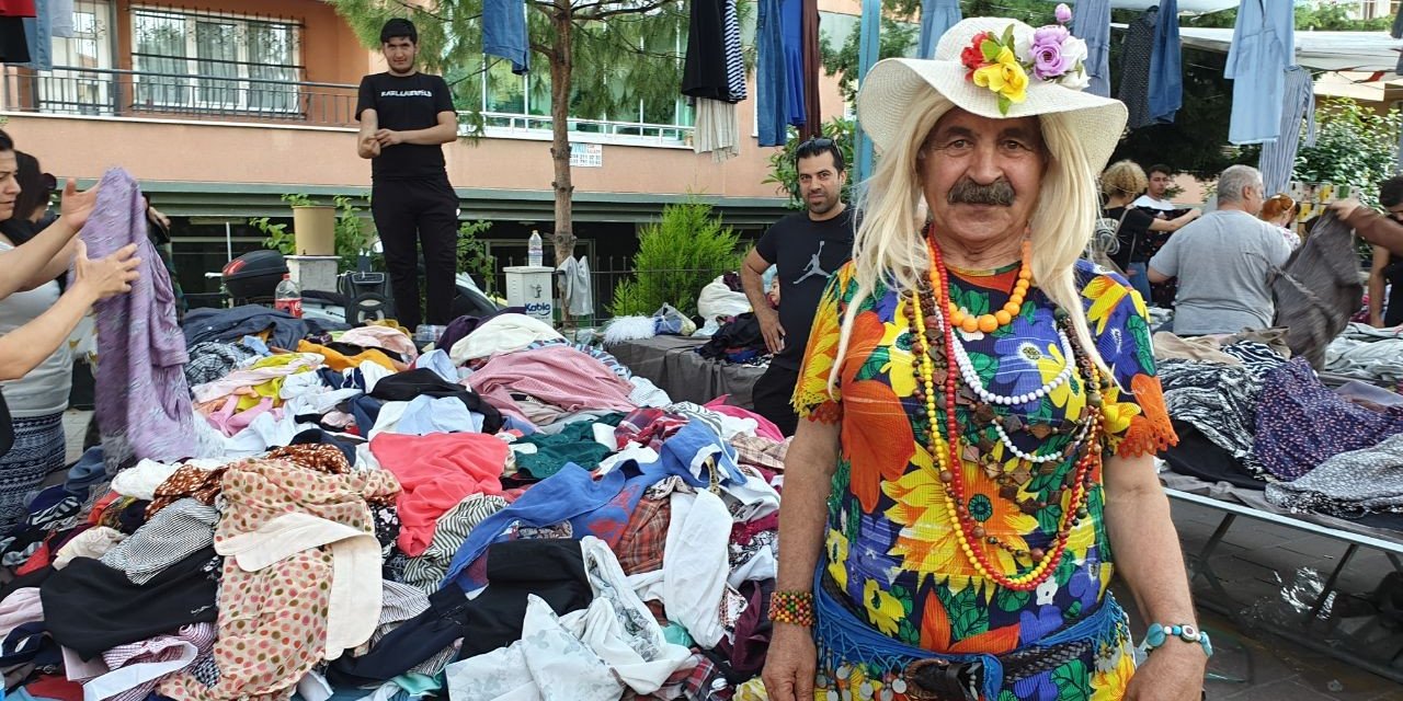 ’Bıyıklı Dudu Abla’dan sıra dışı pazarlama yöntemi