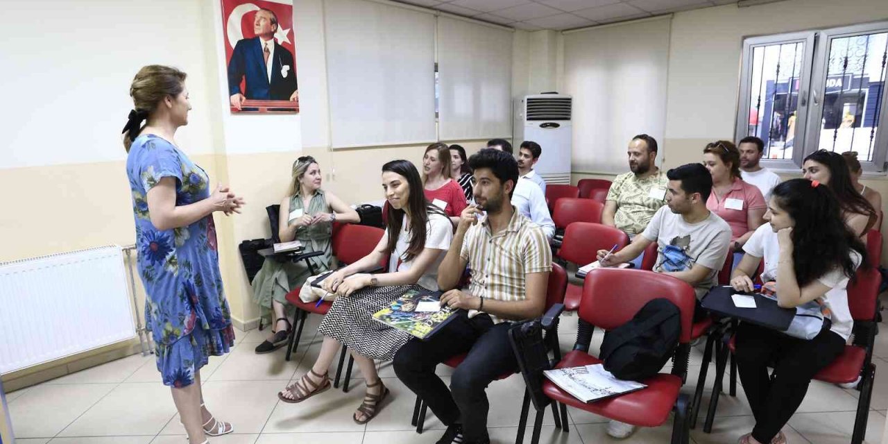 Denizli’de Hamilelik ve Evlilik Okulu eğitim vermeye devam ediyor