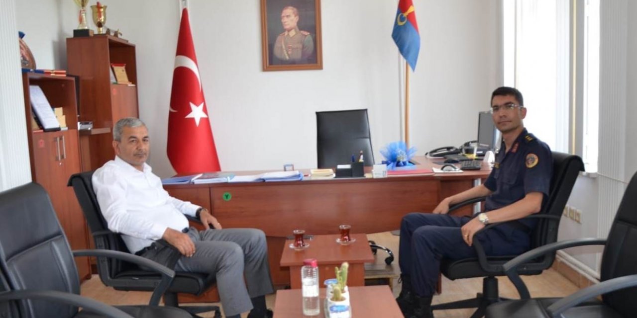 Başkan Kaplan Jandarma Komutanlığı’nı ziyaret etti