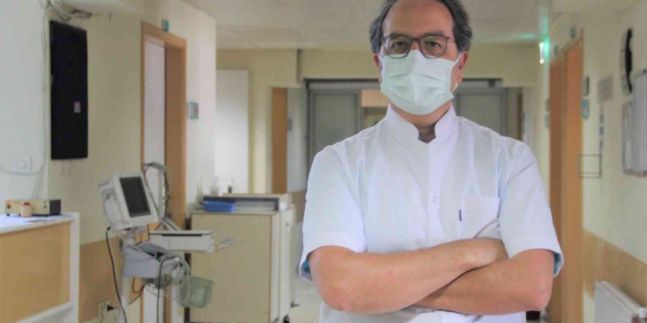 Prof. Dr. Alper Şener: “Pandemi bitti demek için henüz erken”