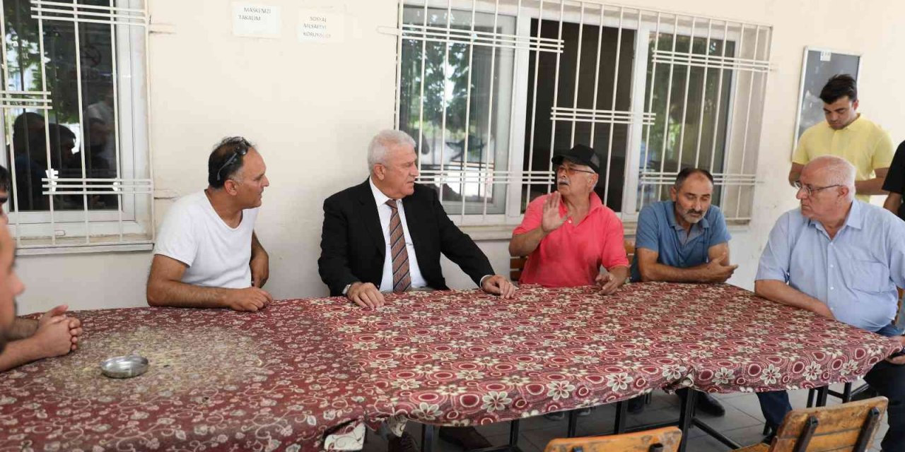 Başkan Atay, fırtınadan etkilenen Kocagür mahalle sakinleri ile buluştu