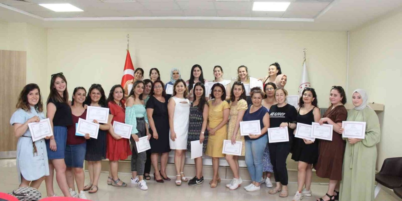 Aydın’da ’Temel Yenidoğan Bakımı Eğitimi’ düzenlendi