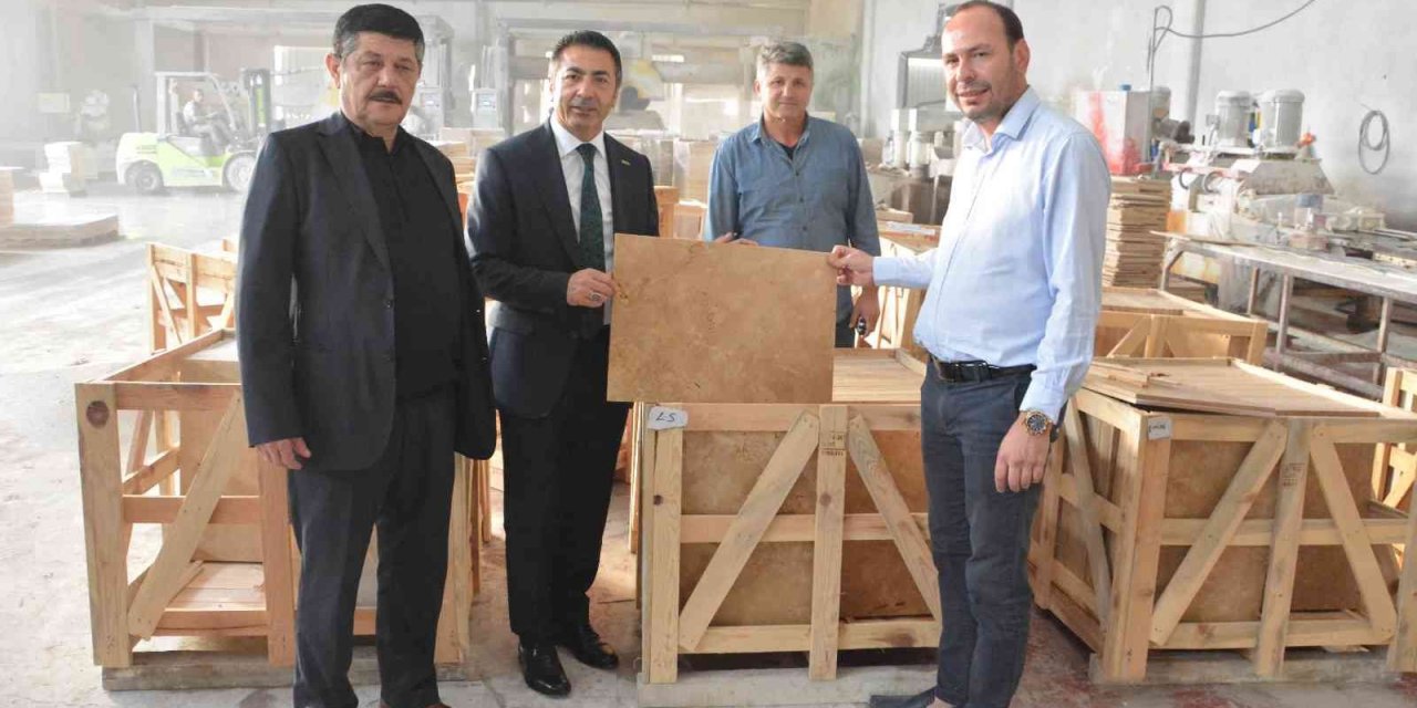 DTO Başkanı Erdoğan, ilk 1000’e giren ihracatçıları kutladı