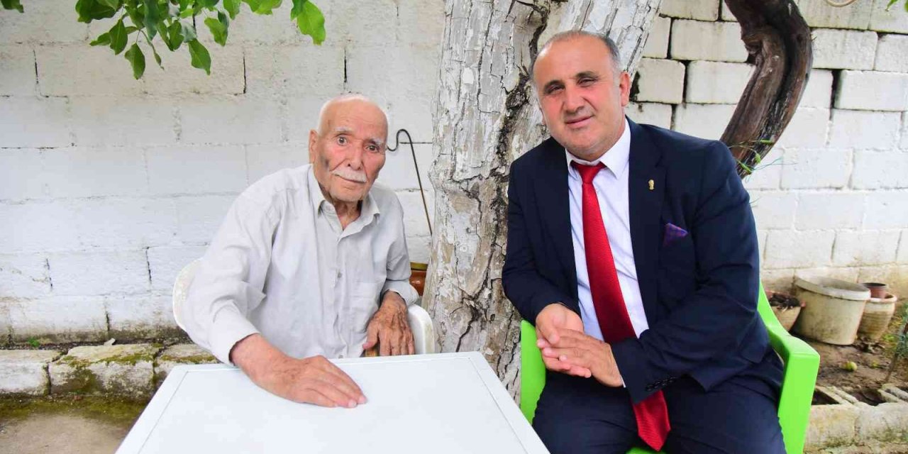 Başkan Kaya şehit babalarını unutmadı