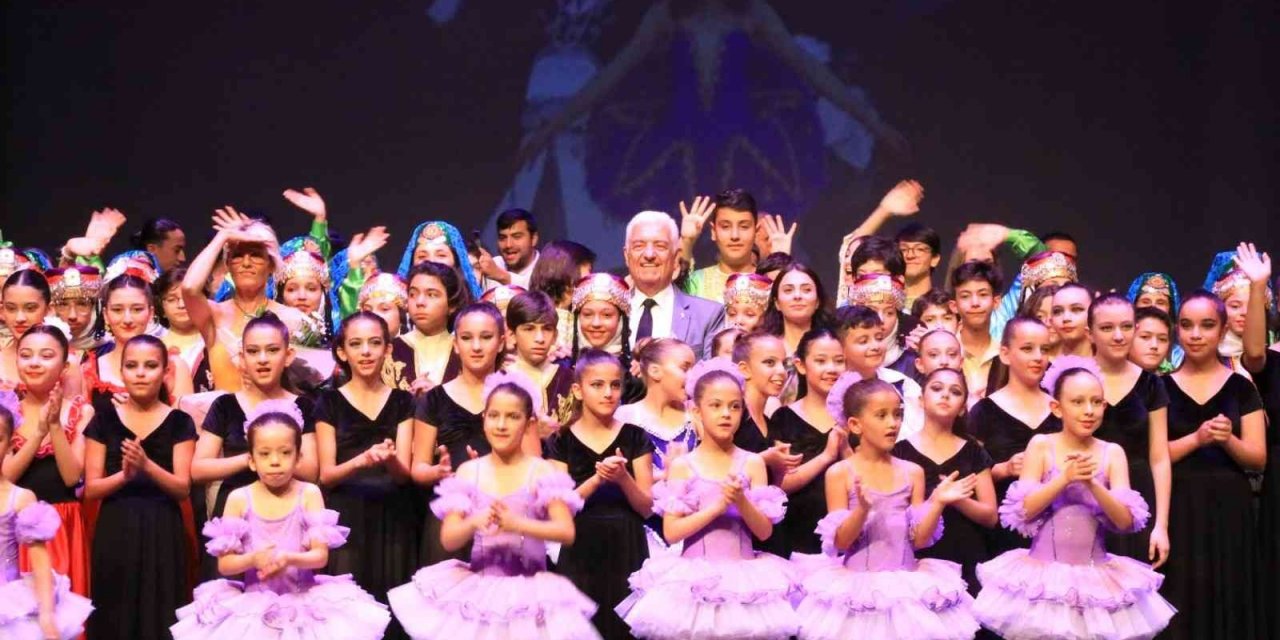 Büyükşehir Belediyesi Konservatuarında mezuniyet töreni