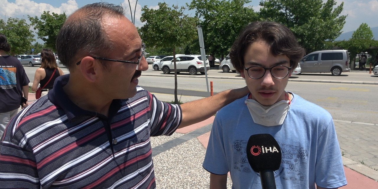 Baba oğul YKS heyecanını birlikte yaşadı