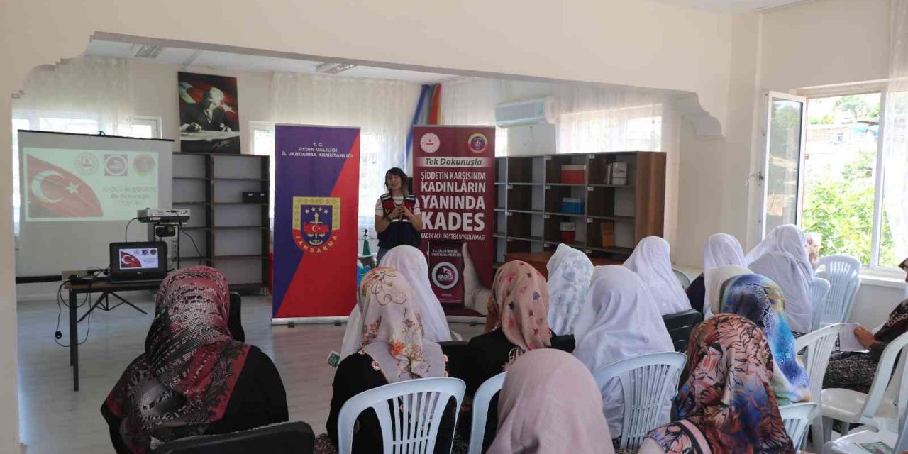 Aydın jandarması Yenipazarlı kadınları KADES hakkında bilgilendirdi