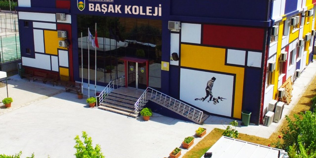 Özel Başak Anadolu lisesi idareci ve bölüm başkanları YKS sınavını değerlendirdi