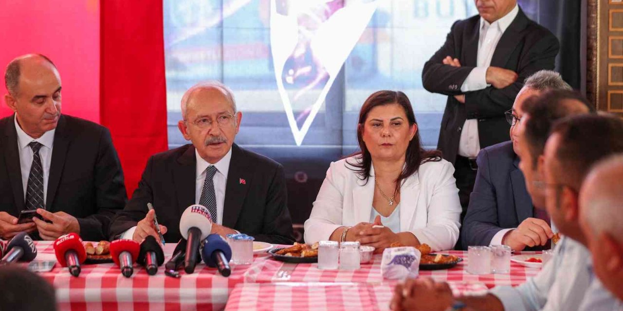 CHP Genel Başkanı Kılıçdaroğlu, şoför esnafı ile bir araya geldi